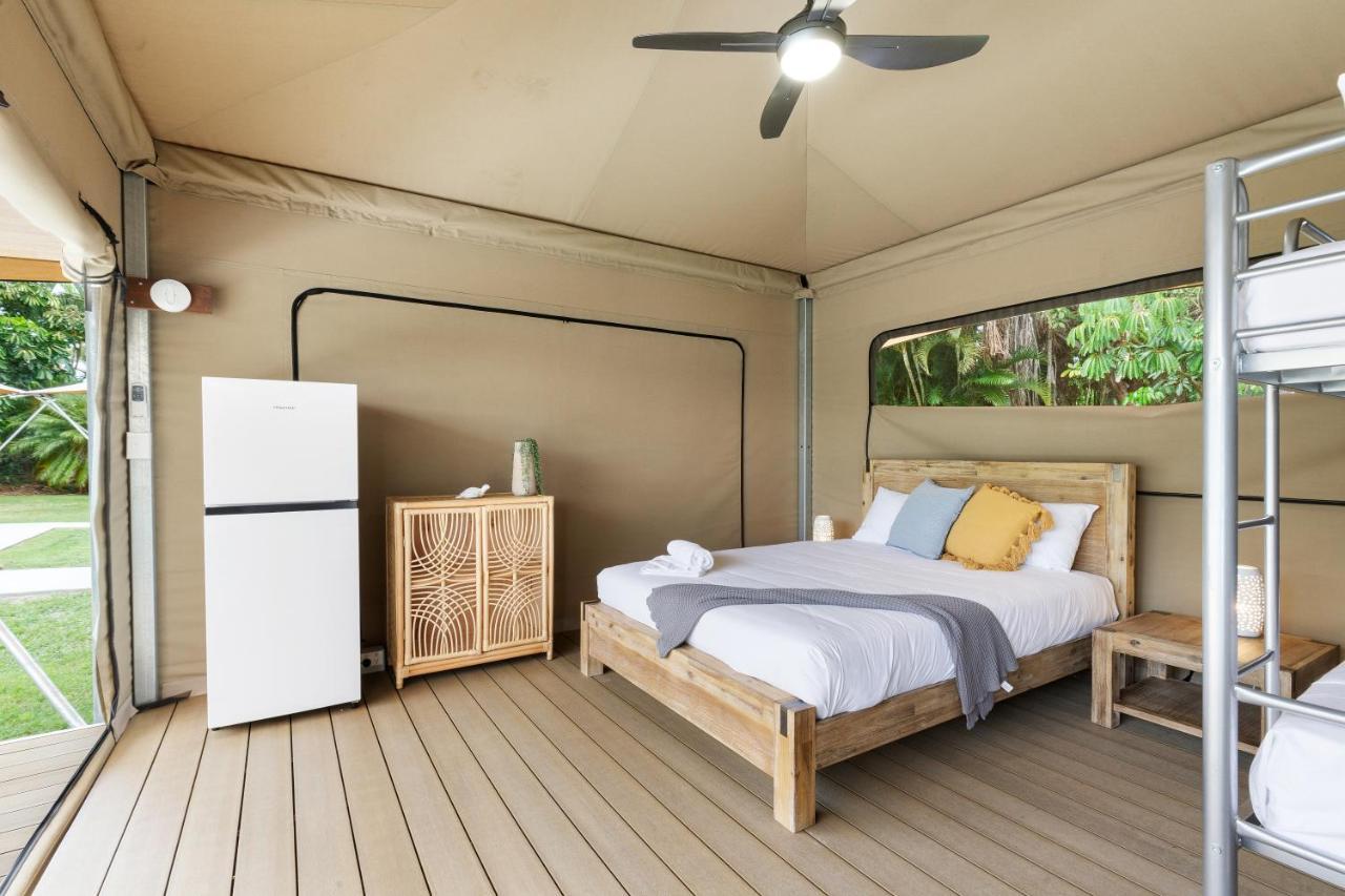 Hotel Poinciana At Cooee Bay Yeppoon Esterno foto